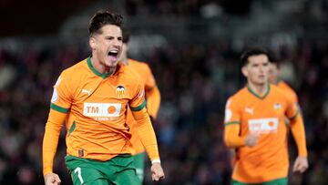 Canós coge energía con Corberán: “Quiero ser importante en el Valencia”