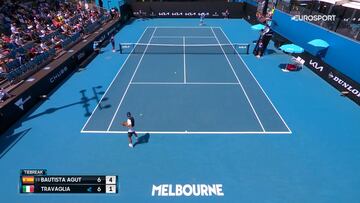 Surrealista lo que le pasó a Bautista: atentos a lo que se cruzó en medio del tie break