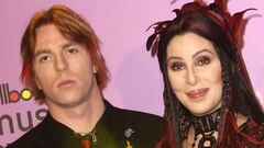 La cantante Cher ha sido acusada de contratar a cuatro hombres para secuestrar a su hijo Elijah Blue Allman a finales de 2022.