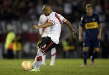 El penal de Carlos Sánchez para River Plate.