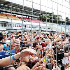 Hamilton, denunciado por no pagar su casa en el Caribe