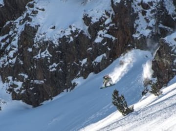 Primera de las dos pruebas que se han disputado en Vallnord-Ordino Arcalís, en la de La Portella -que tuvo lugar en la cara conocida como 'La Gomez'- el español Aymar Navarro consiguió un histórico tercer puesto.