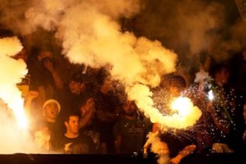  Partizan Belgrade fans light flares during the Serbian SuperLiga soccer match between Partizan and Red Star in Belgrade, Serbia, 17 September 2016. Partizan won 1-0. (Belgrado) EFE/EPA/KOCA SULEJMANOVIC