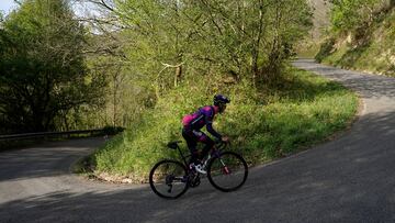 Pelayo Sánchez, en su ascensión a Cruz de Linares con los colores del Burgos BH.