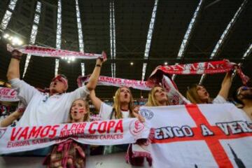 Las im¨¢genes del Sevilla-Benfica