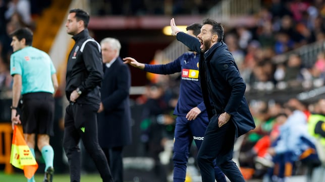 Corberán: “He visto a un equipo entregado con la idea de crecer como grupo”