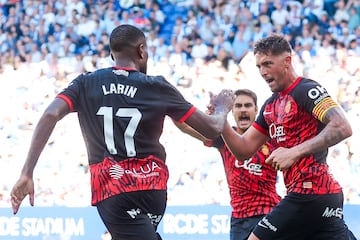 A pesar de que su partido fue bastante bueno, no pudo evitar la derrota de su equipo. Eso sí, aunque de carambola fue el goleador bermellón.
