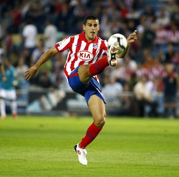 Jugó con el Atlético de Madrid la temporada 2009/2010