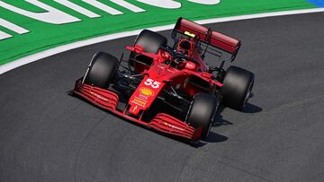 Ferrari's Spanish driver Carlos Sainz Jr steers his car at the Zandvoort circuit during the first free practice session of the Netherlands' Formula One Grand Prix in Zandvoort on September 3, 2021. (Photo by ANDREJ ISAKOVIC / AFP)