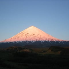 Alerta de tsunami en el Pacífico tras el terremoto, en directo: entra en erupción el volcán Kliuchevskói