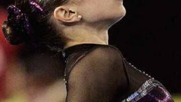 <b>EUROPEOS. </b>Lenika de Simone ha ganado el bronce en la final de paralelas asimétricas.