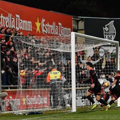 Un gol de Querol mantiene vivo al Reus una semana más