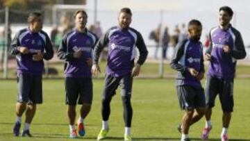 18/10/14 ENTRENAMIENTO GETAFE
ROBERTO LAGO ALEXIS JONA DIEGO CASTRO LAFITA