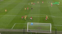 Héroe Casemiro en lo que es el mejor del mundo: vean su acción decisiva para eliminar al Barça