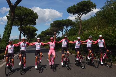 Pogacar, campeón del Giro en Roma y más cerca del doblete