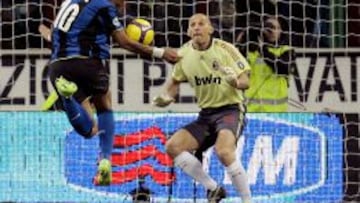 Abbiati, con el Mil&aacute;n en la temporada 2008-09.