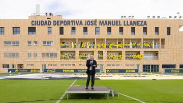 Fernando Roig, en la Ciudad deportiva Jos¨¦ Manuel Llaneza.