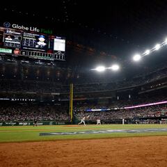 Los ganadores del Juego 3 de una Serie Mundial empatada 1-1, se han impuesto el 66 % de las ocasiones