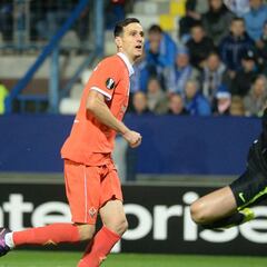 La Fiorentina vence al Liberec sin Carlos Salcedo