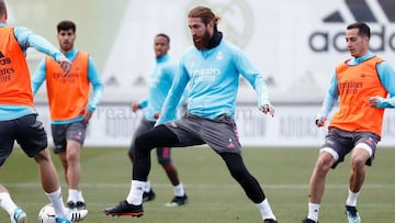 Sergio Ramos y Lunin en el &uacute;ltimo entrenamiento del Real Madrid previo al partido de LaLiga Santander contra el Celta de Vigo.