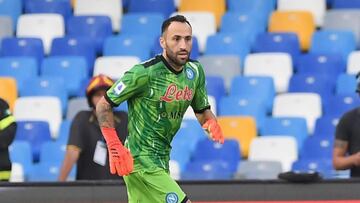 David Ospina fue titular y fundamental en el triunfo de Napoli 1-0 ante Torino por la Serie A. Victor Oshimen anotó el único gol del partido.