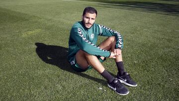 "En La Constitución la afición se te echa encima de la espalda"