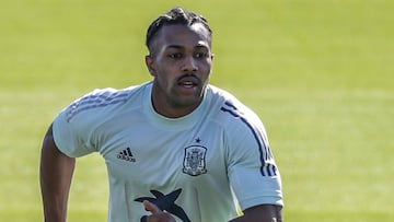 Mali llama a Adama, que est¨¢ en la prelista de Luis Enrique