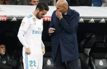 Zidane on Isco: "He's a Real Madrid player and he's going to stay".