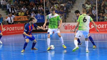 El Barça asusta en Palma y el Magna se desquita ante el Jaén