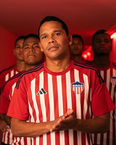 Junior de Barranquilla estrena su camiseta 2024