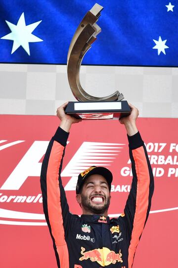 Daniel Ricciardo celebra la victoria en el GP de Azerbaiyán. 