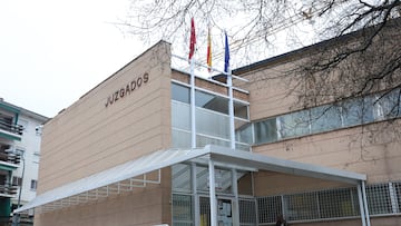 Siete años de prisión para un entrenador de baloncesto por abusar de una jugadora menor de edad