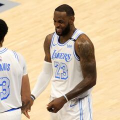 Los Lakers y el anillo imposible