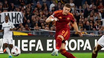 Dovbyk, durante el partido de Europa League contra el Viktoria Plzen.