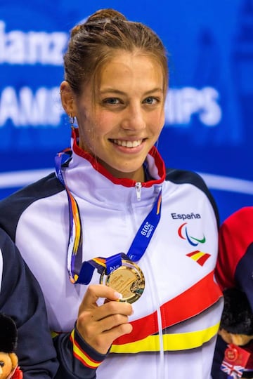 Nuria Marqués, con su oro en el Mundial.