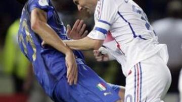 Materazzi confiesa que se dio la mano con Zidane