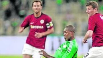 <b>A SEGUIR. </b>Cissé, nuevo fichaje, es uno de los peligros arriba del Panathinaikos.