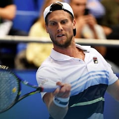 Seppi frustra la fiesta rusa en Moscú al eliminar a Khachanov