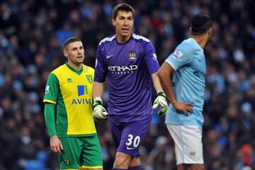 El arquero de Manchester City fue campeón de la Premier League 2013 - 2014.
