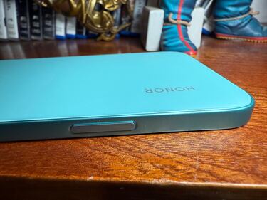 HONOR 400 Lite, primeras impresiones: fotografía con IA, pantalla AMOLED 120Hz y 5G