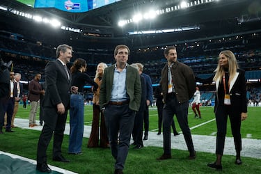  El alcalde de Madrid, José Luis Martínez Almeida a su llegada al Estadio Santiago Bernabéu. 
