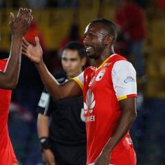 Independiente Santa Fe, rumbo a Asunción con 18 convocados