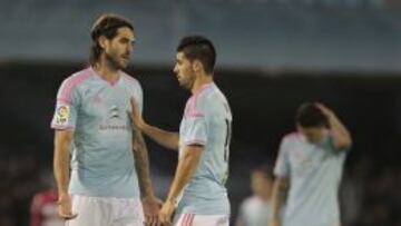 Nolito y Larrivey.