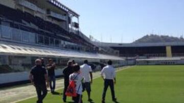 Robinho, sobre el césped de Vila Belmiro.