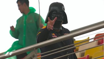 Darth Vader en la grada del circuito de Shanghái.