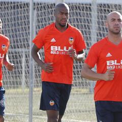 Kondogbia ya entrena bajo las órdenes de Marcelino