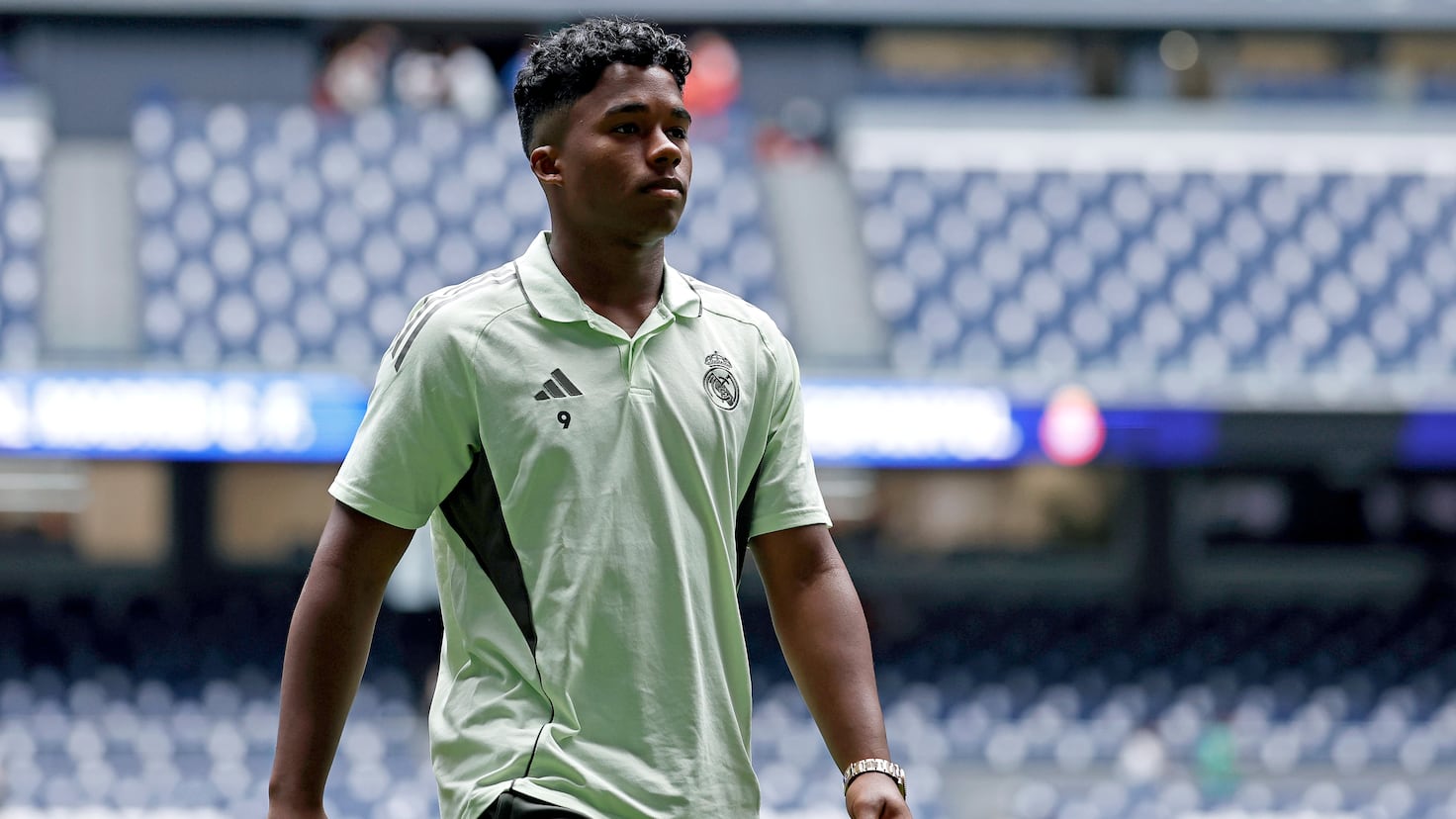 As pessoas estão perguntando ao Endrick As pessoas estão perguntando ao Endrick