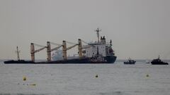 Gibraltar asiste a un buque granelero tras colisionar con otro barco en una maniobra en la Playa de levante de la Línea de la Concepción, a 30 de agosto de 2022 en Cádiz (Andalucía, España)
30 AGOSTO 2022
Europa Press
30/08/2022