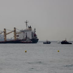 Un buque se hunde frente a Gibraltar tras chocar con otro barco