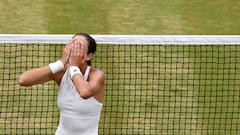 Garbi&ntilde;e Muguruza tras conquistar Wimbledon.